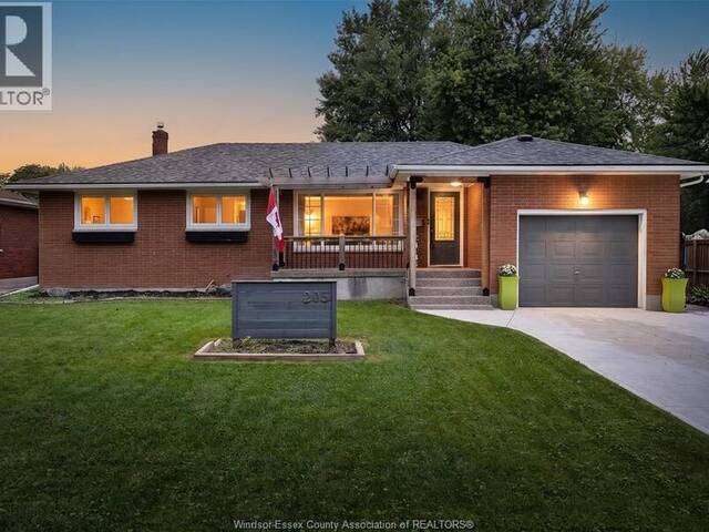 205 GOSFIELD TOWNLINE EAST Essex Ontario, N8M 2R8 - 5 Bedrooms Home For Sale
