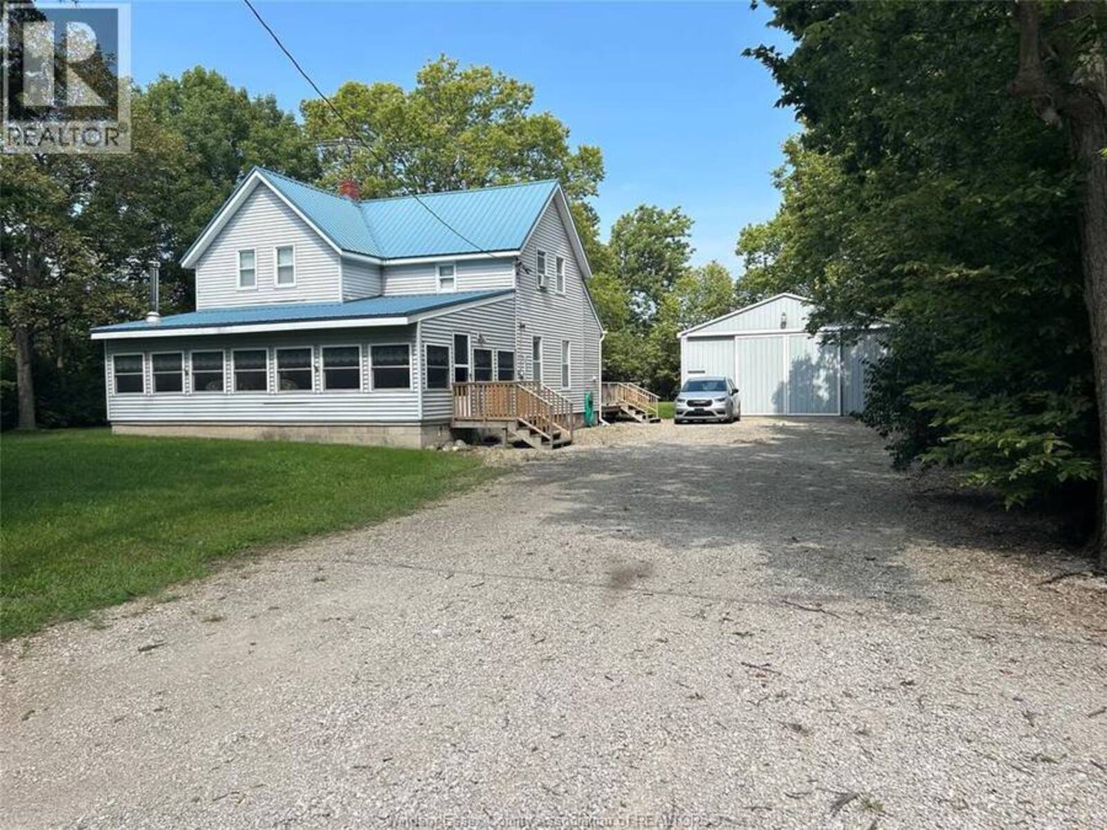 131 HARRIS GARNO, Pelee Island, Ontario N0R 1M0