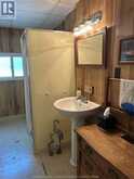131 HARRIS GARNO | Pelee Island Ontario | Slide Image Fifteen