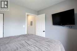2402 Tourangeau | Windsor Ontario | Slide Image Fourteen
