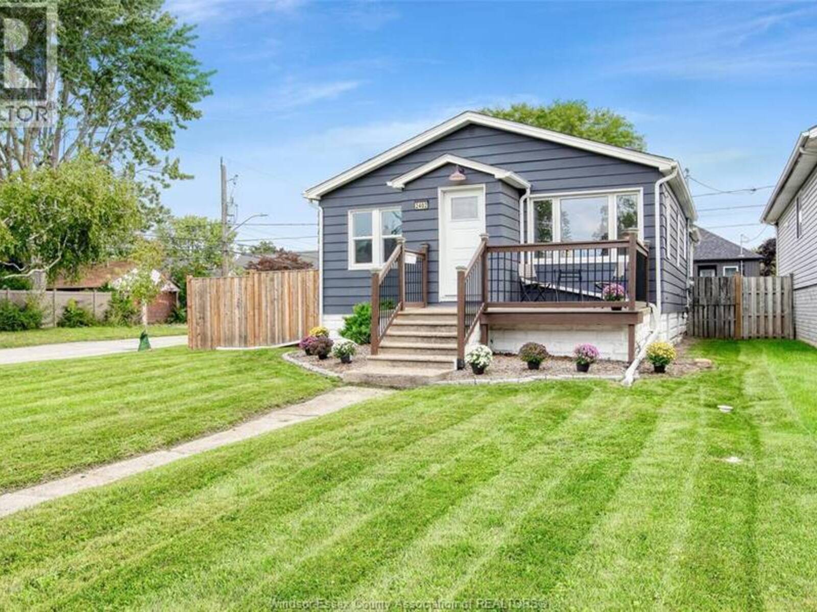 2402 Tourangeau, Windsor, Ontario N8W 4N7