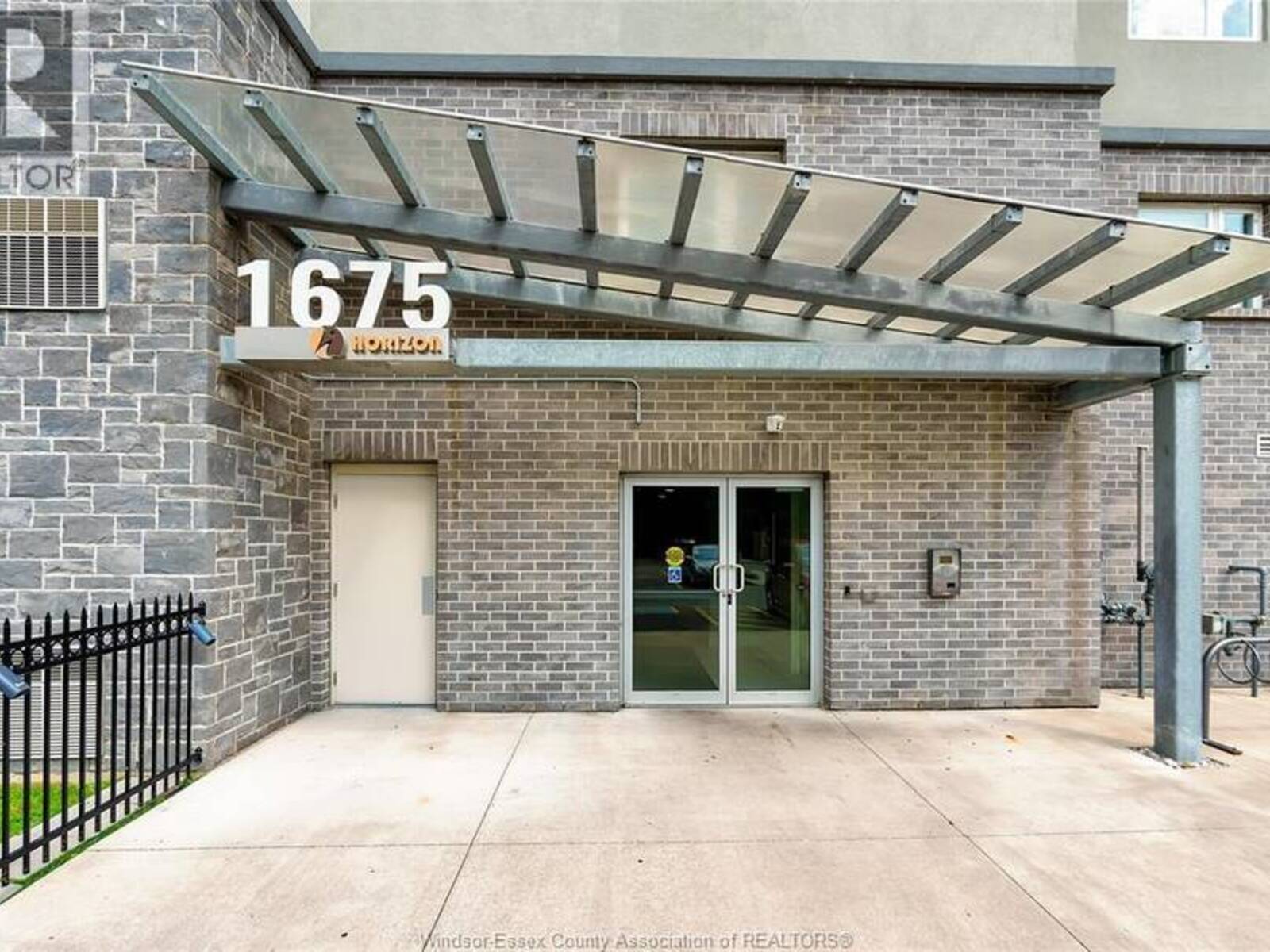 1675 BANWELL ROAD Unit# 705, Windsor, Ontario N8P 0G6
