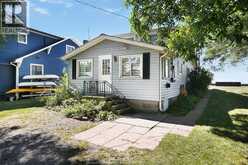 69 WILLOW BEACH ROAD | Amherstburg Ontario | Slide Image One