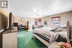 219 INSHES | Chatham Ontario | Slide Image Nineteen