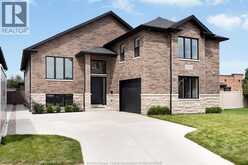 3838 RONALD AVE | Windsor Ontario | Slide Image Two
