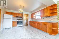 2666 JOS ST. LOUIS | Windsor Ontario | Slide Image Eight