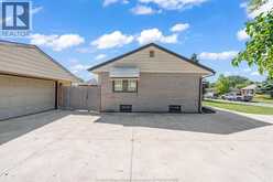 3302 WOODLAWN AVENUE | Windsor Ontario | Slide Image Nine
