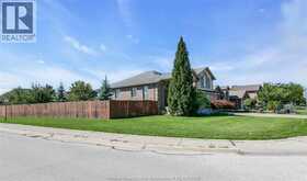 1377 GIRARD DRIVE | Lakeshore Ontario | Slide Image Three