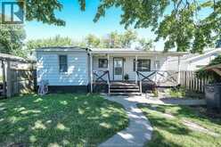 624 CHARLES | Windsor Ontario | Slide Image One