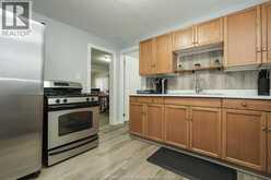 624 CHARLES | Windsor Ontario | Slide Image Nine