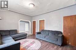 377 PARENT | Windsor Ontario | Slide Image Ten