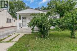 980 PARTINGTON AVENUE | Windsor Ontario | Slide Image Three