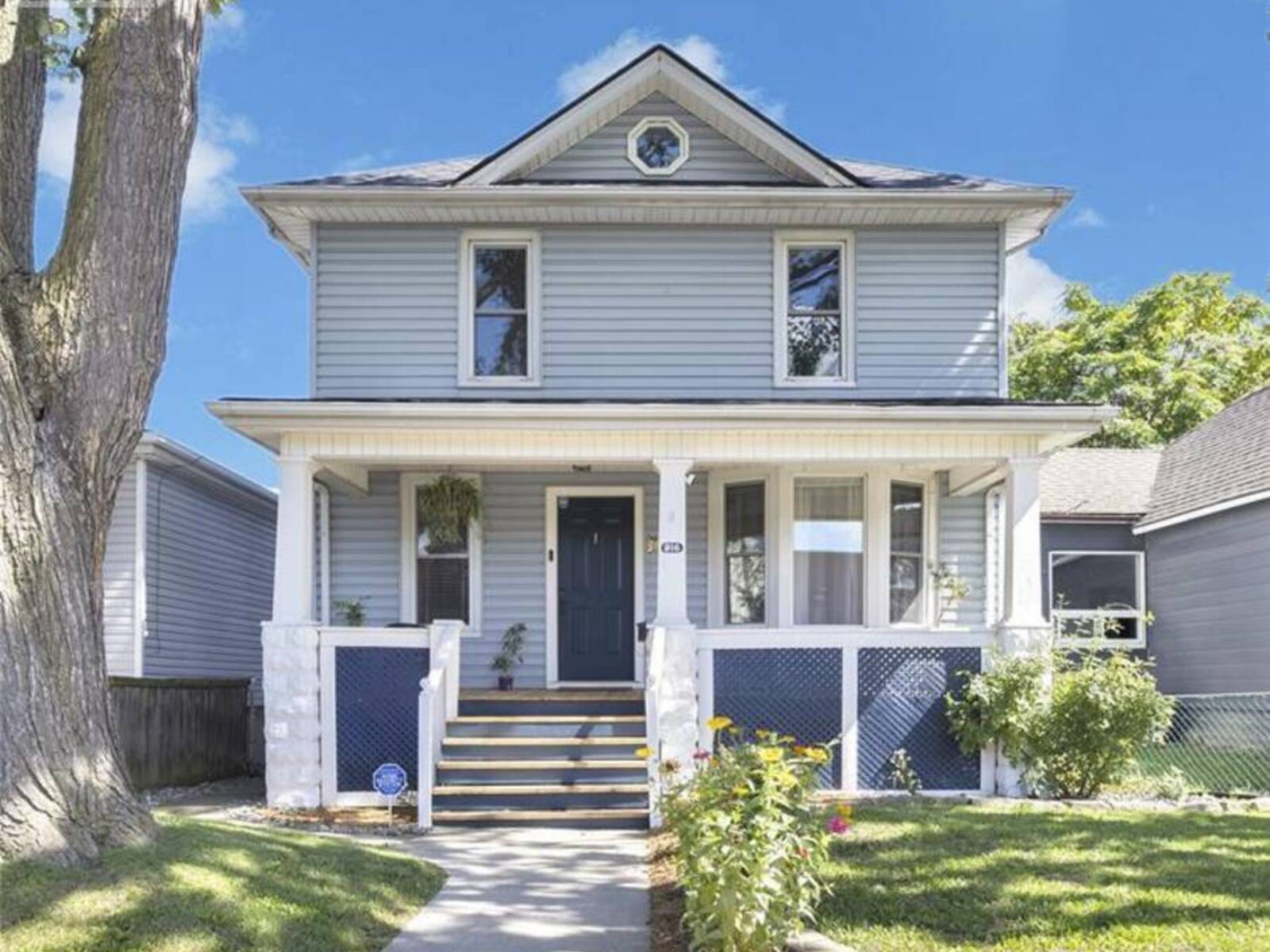 916 WINDSOR AVENUE, Windsor, Ontario N9A 1K2