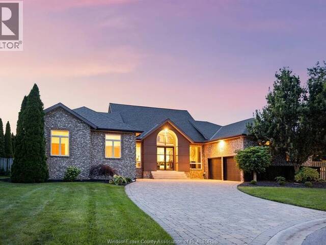 1715 KAVANAUGH Tecumseh Ontario, N8N 4R3 - 4 Bedrooms Home For Sale