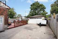 2322 BYNG ROAD | Windsor Ontario | Slide Image Twenty-nine