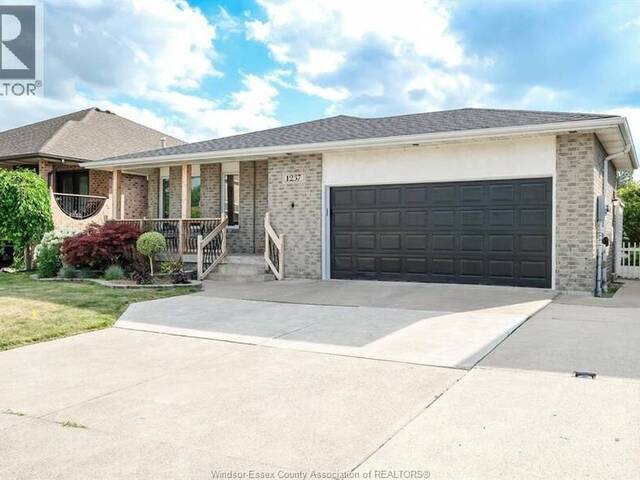 1237 KENWICK WAY LaSalle Ontario, N9H 2G6 - 4 Bedrooms Home For Sale