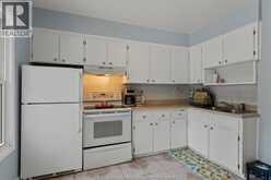 1535 MOY AVENUE | Windsor Ontario | Slide Image Thirteen