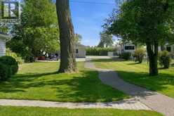 431 CHARRON BEACH | Lakeshore Ontario | Slide Image Thirty-four