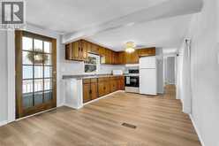 39 WILDER South | Windsor Ontario | Slide Image Nine