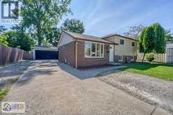 243 HAWTHORN | Amherstburg Ontario | Slide Image Four