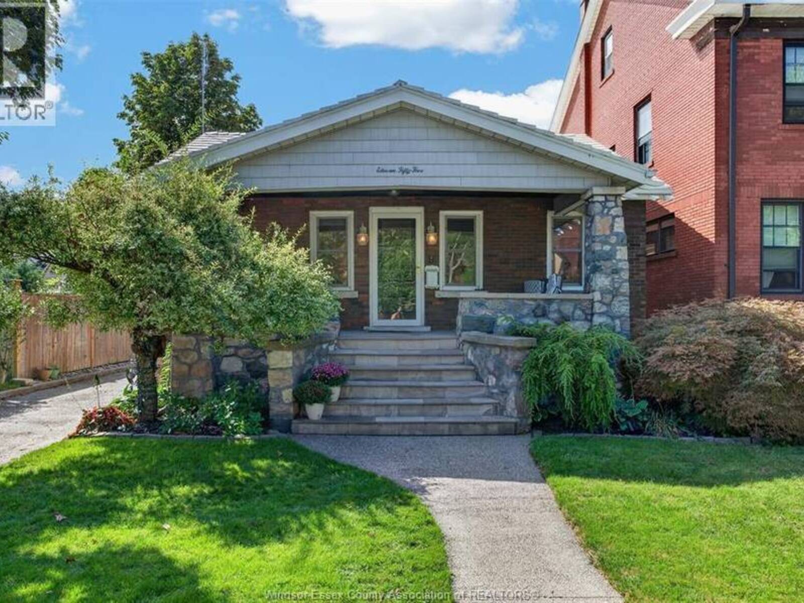 1155 KILDARE, Windsor, Ontario N8Y 3H6
