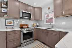 1155 KILDARE | Windsor Ontario | Slide Image Sixteen