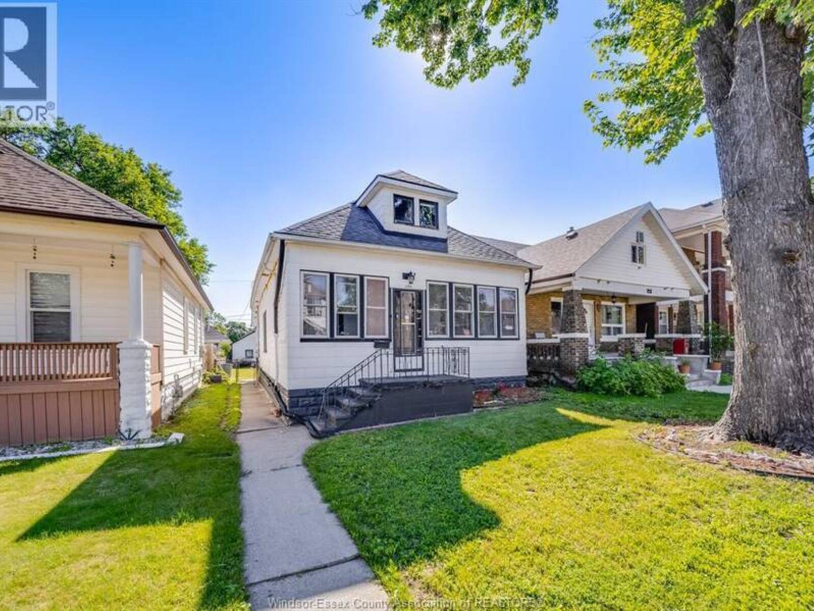1170 PIERRE AVENUE, Windsor, Ontario N9A 2L4