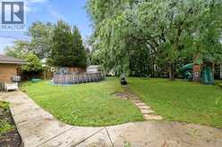 2725 BUCKINGHAM DRIVE | Windsor Ontario | Slide Image Thirty-eight