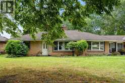 2725 BUCKINGHAM DRIVE | Windsor Ontario | Slide Image Six