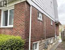 2316-2318 CHILVER | Windsor Ontario | Slide Image Thirty-four