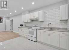 1443 CAMPBELL AVENUE | Windsor Ontario | Slide Image Seventeen