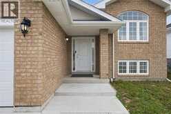 1157 ASPEN RIDGE CRESCENT | Lakeshore Ontario | Slide Image Seven