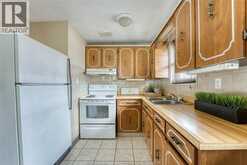 3850 REGINALD | Windsor Ontario | Slide Image Thirteen