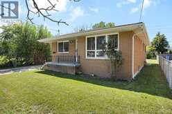 1697 FACTORIA ROAD | Windsor Ontario | Slide Image Three