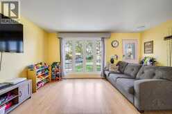 368 CARLING CRESCENT | Windsor Ontario | Slide Image Four
