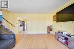 368 CARLING CRESCENT | Windsor Ontario | Slide Image Eight