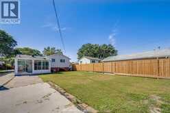 368 CARLING CRESCENT | Windsor Ontario | Slide Image Forty-seven