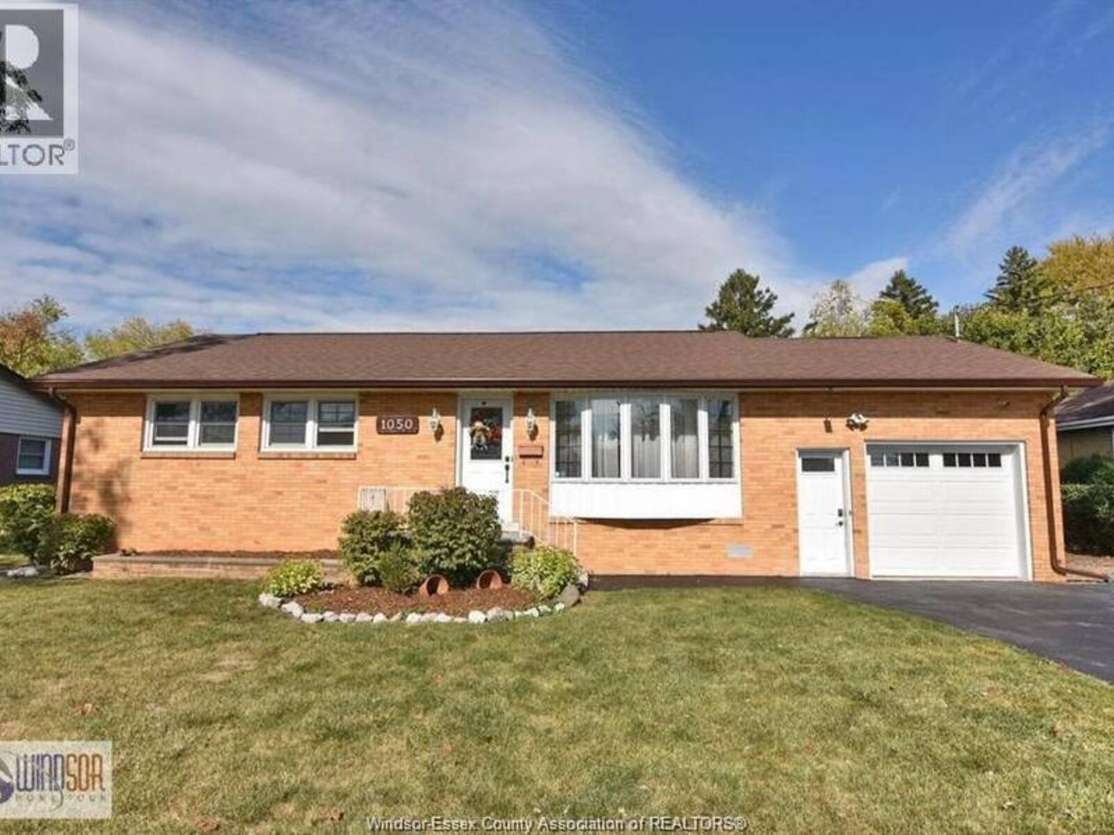 1050 SCOFIELD, Windsor, Ontario N9G 1L7