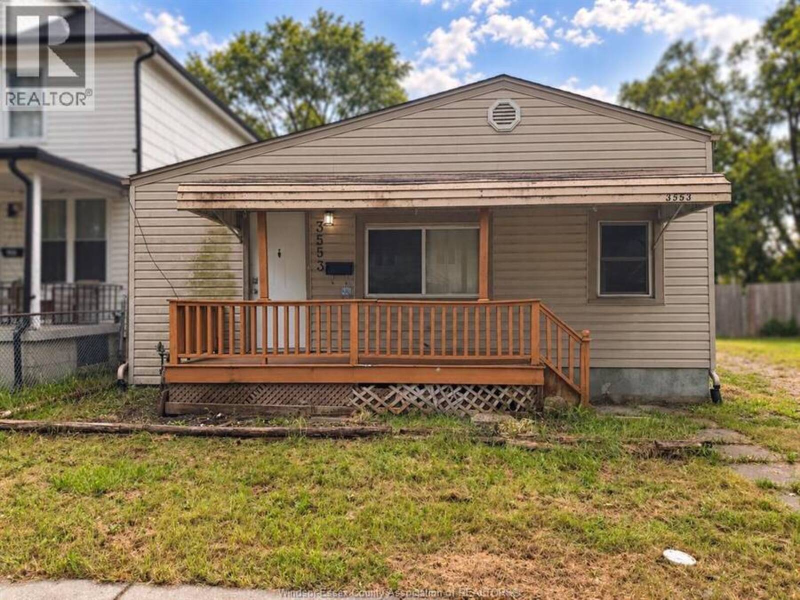 3553 KING STREET, Windsor, Ontario N9C 1P4