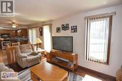 3915 VILLA BORGHESE DRIVE | Windsor Ontario | Slide Image Ten