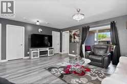 1622 CLOVER | Windsor Ontario | Slide Image Fourteen