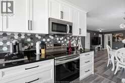 1622 CLOVER | Windsor Ontario | Slide Image Nineteen