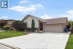 2085 EDGEMORE | LaSalle Ontario | Slide Image Two