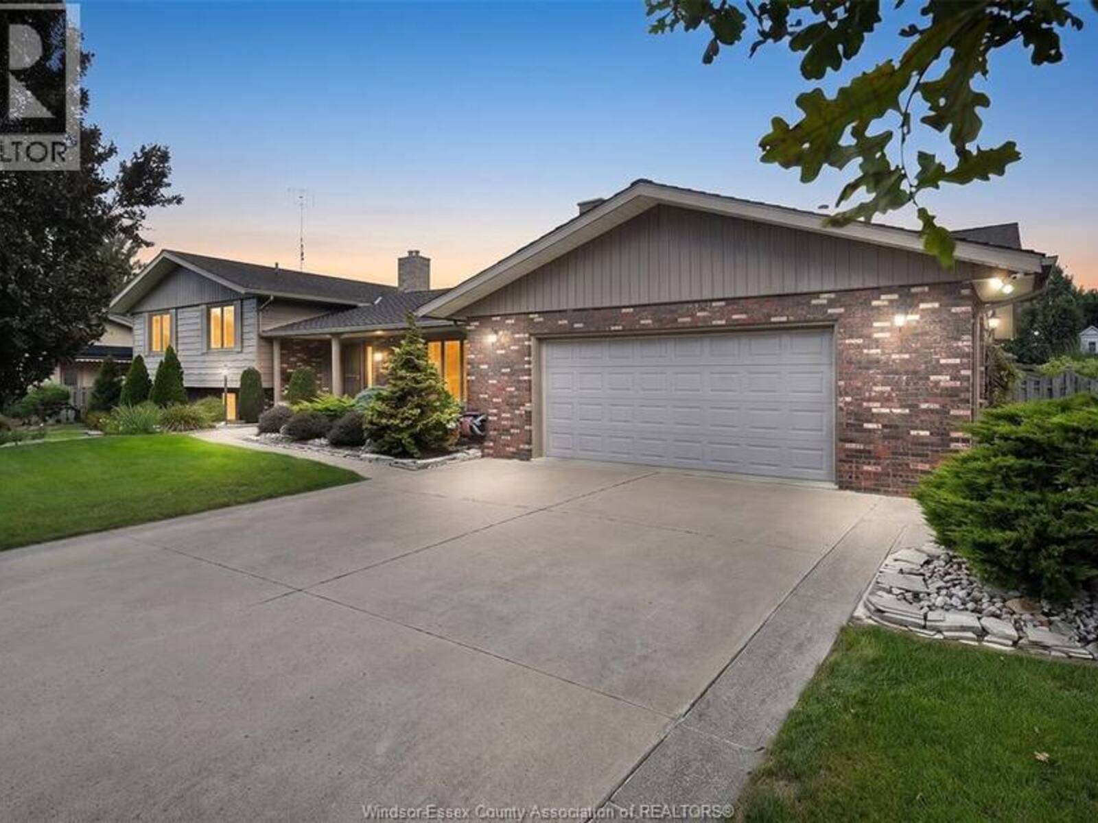 1528 RAVINE LINE ROAD, Kingsville, Ontario N9Y 2W9