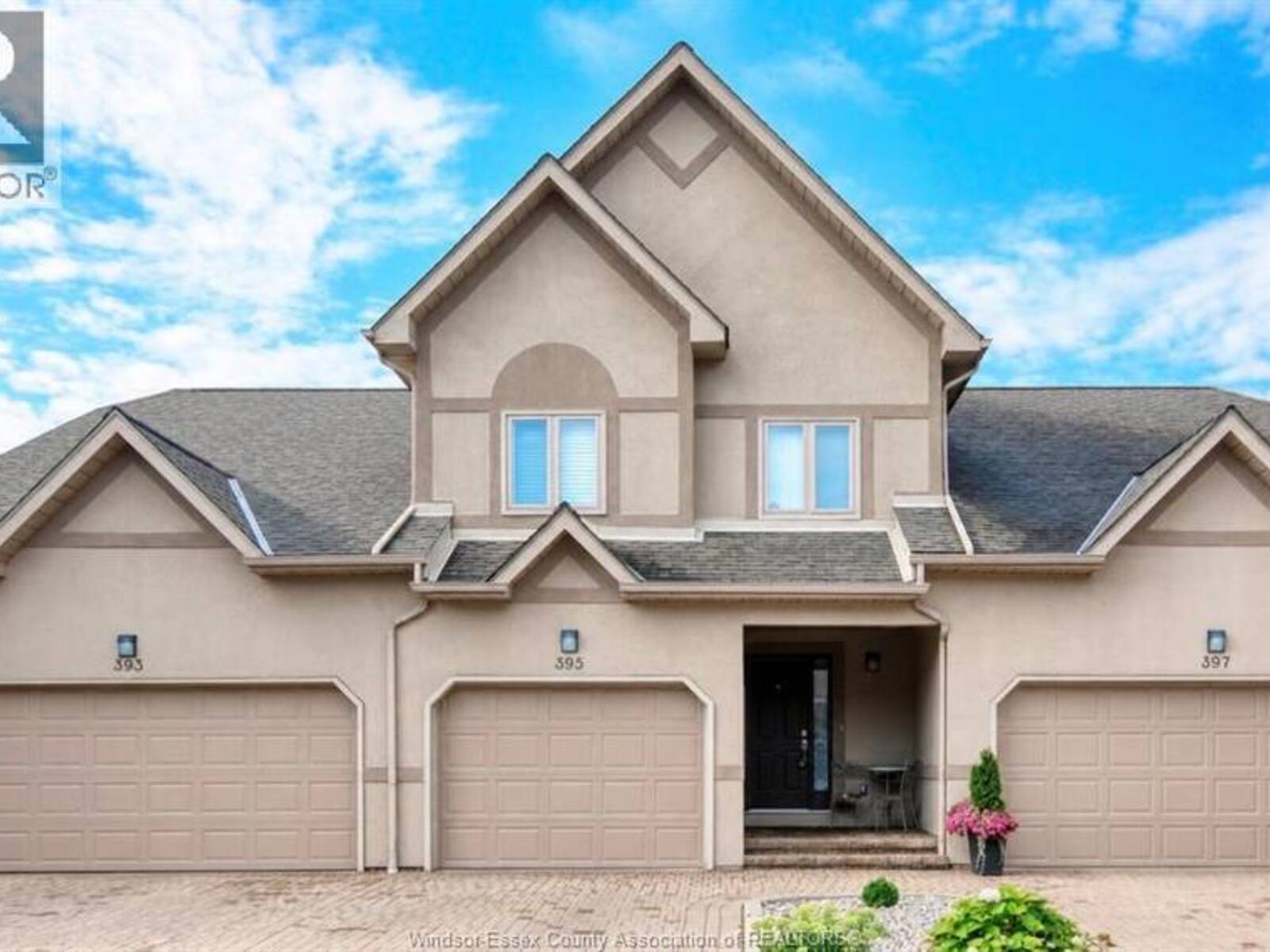395 TUSCANY, Tecumseh, Ontario N8N 4W6