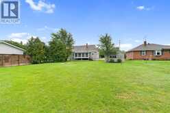 147 County Road 27 | Cottam Ontario | Slide Image Four