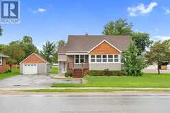 147 County Road 27 | Cottam Ontario | Slide Image Six