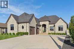 1456 MULLINS DRIVE | Lakeshore Ontario | Slide Image Four
