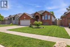 149 AMY CROFT DRIVE | Windsor Ontario | Slide Image Three