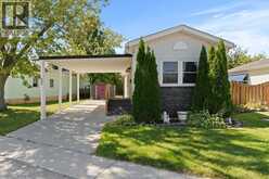 52 PARKSIDE DRIVE | Essex Ontario | Slide Image One
